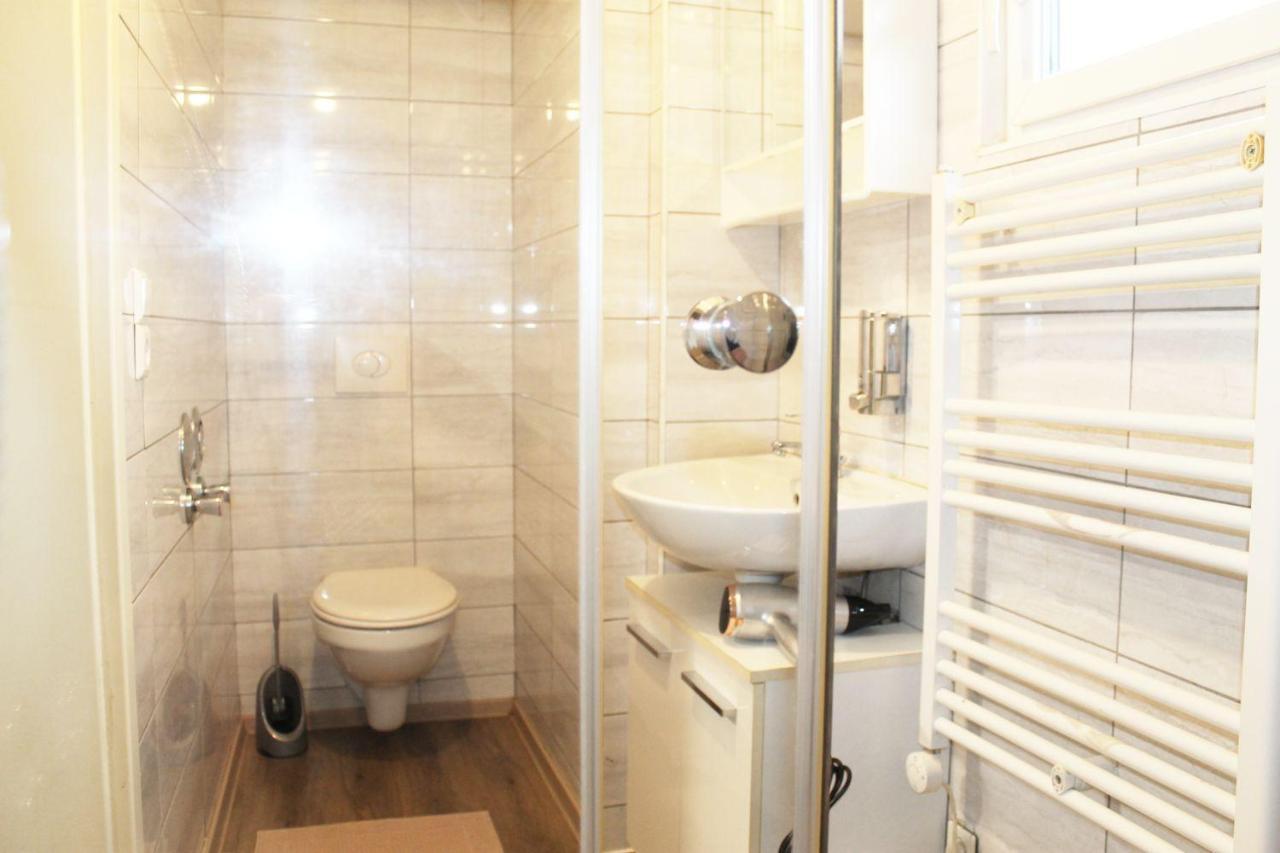 Fully Equipped Apartments Bonnigheim Buitenkant foto